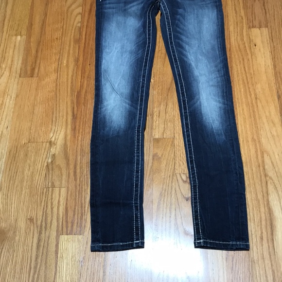 New Miss Me Skinny Regular Jeans - Picture 12 of 13